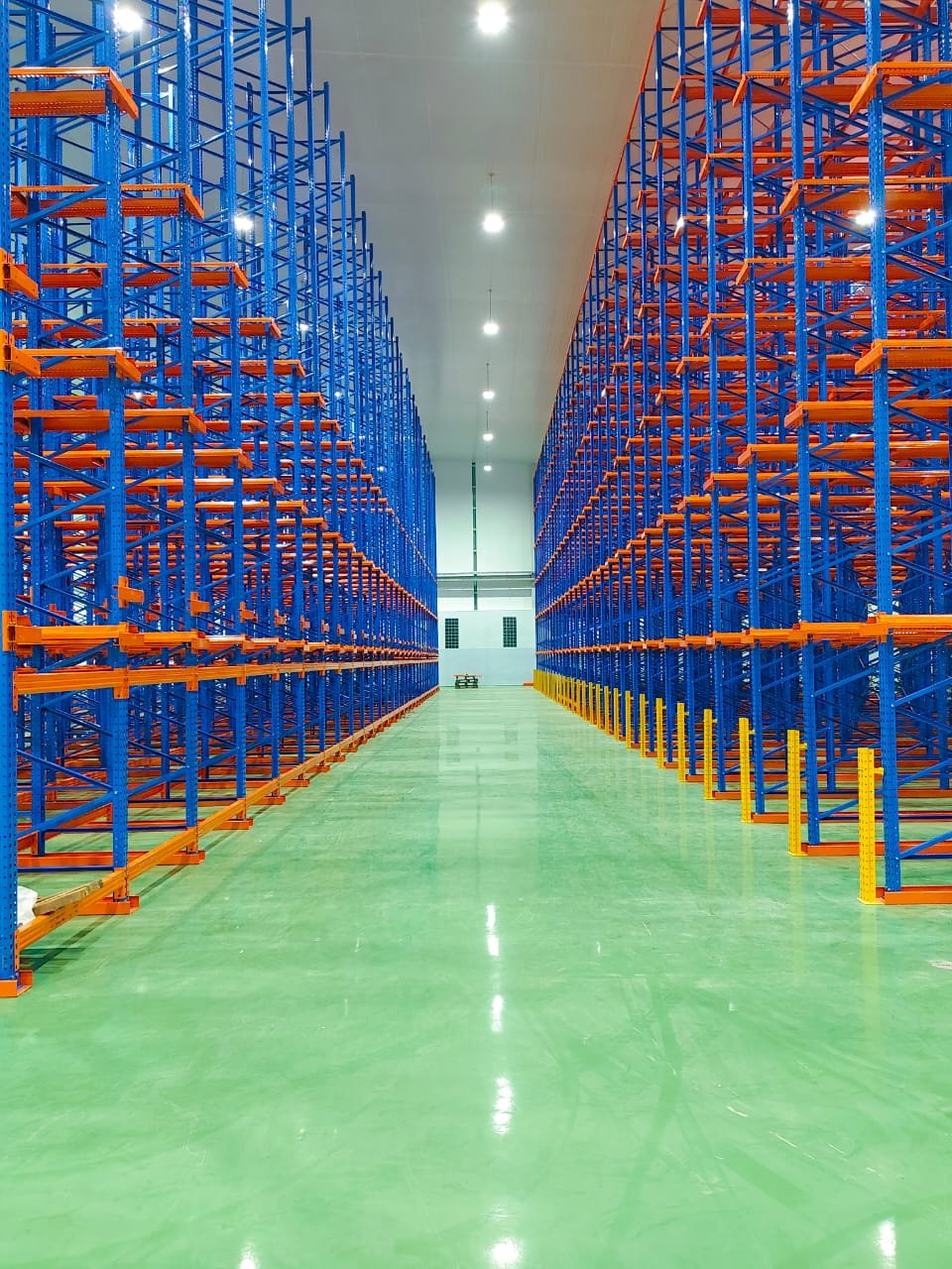Rak drive-in Perkasa Racking TAP dijual bergaransi — Layanan Purna Jual Rak Drive-In yang Baik